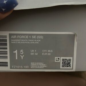 Girls 1.5 Air Force 1s sanddrift